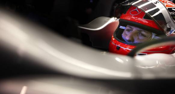 Schumacher'in gözü podyumda