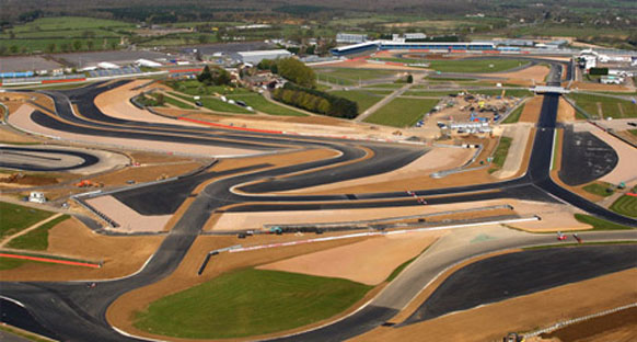 Silverstone 'F1'in Henman Hill'ini oluşturacak