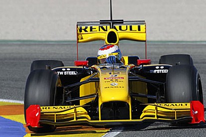 Renault Petrov'la devam edecek görünüyor