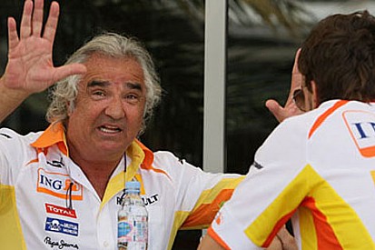 Briatore Domenicali'nin yerini alabilir söylentisi