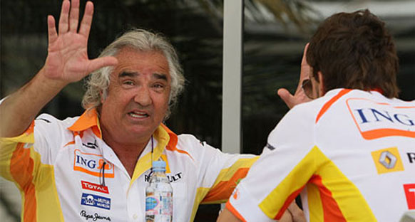 Briatore Domenicali'nin yerini alabilir söylentisi