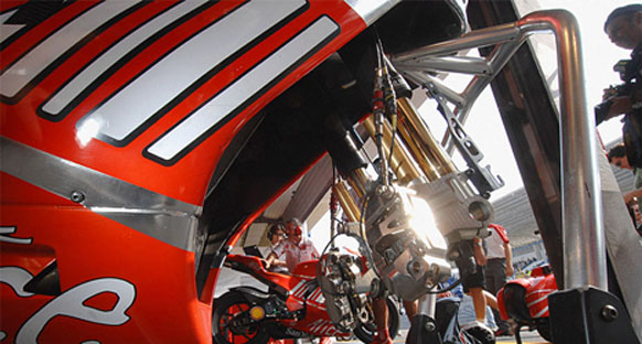 Ducati GP10'un Le Mans'a uygun olduğunu düşünüyor