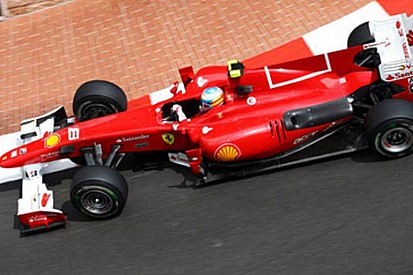Alonso Monako'da günü lider tamamladı