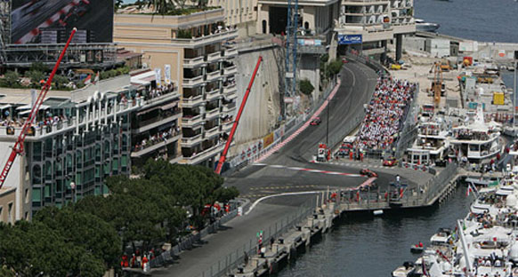 F1 camiası Monako için yollara düştü