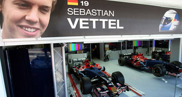 Vettel: 'Hedefim rekabetçi bir araçta olmak'