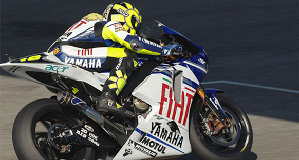Stoner'ın hızı Rossi'yi korkuttu