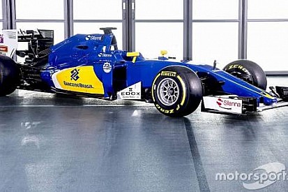 Sauber 2016 aracını tanıtıyor