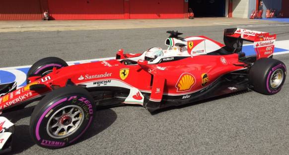 Vettel Barcelona'da liderliğini koruyor
