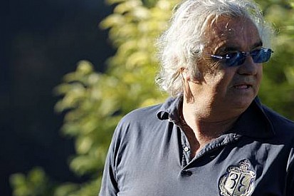 Briatore 'Renault gelecekte yeniden kazanabilir'