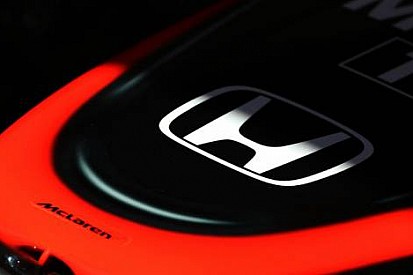 Teknik Analiz: 2016 için Honda'ya umut veren değişiklikler