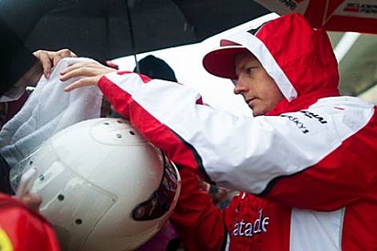 Raikkonen, GP'lerin İki Gün Olmasını Destekliyor