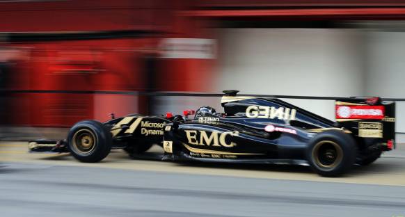 Grosjean: Genç pilotlar sıralarını beklemeliler