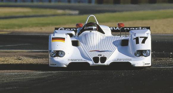 BMW, yeni bir LMP1 aracı ürettikleri spekülasyonunu reddetti