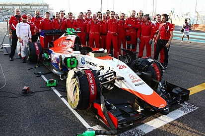 Manor змінила назву і логотип