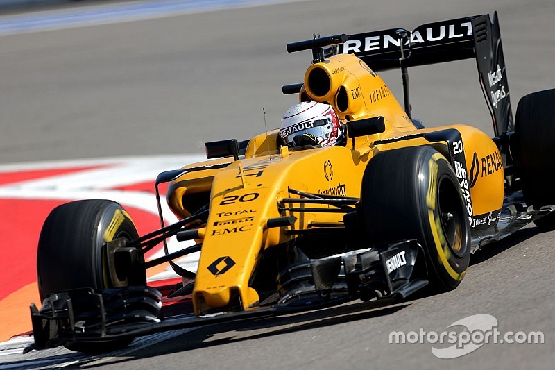 La Renault ha speso un gettone per la power unit in Bahrain