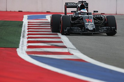 Алонсо призвал McLaren бороться за очки в каждой гонке