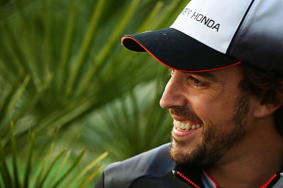 Fernando Alonso se prepara al más puro estilo LeBron James