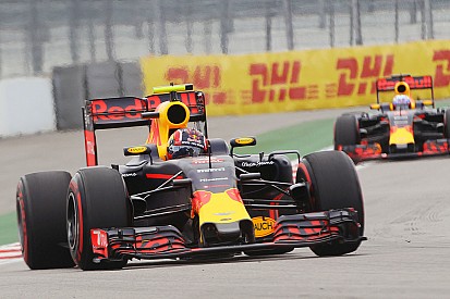 В рамках контракта с FIA команды не смогут ругать производителей моторов