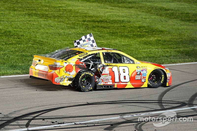 Suspenden a jefe de equipo de Kyle Busch por violar política de seguridad de tuercas