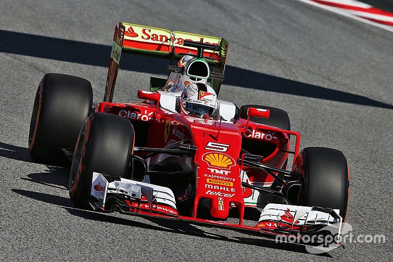Formel 1 in Barcelona: Ferrari-Pilot Sebastian Vettel mit erster Bestzeit