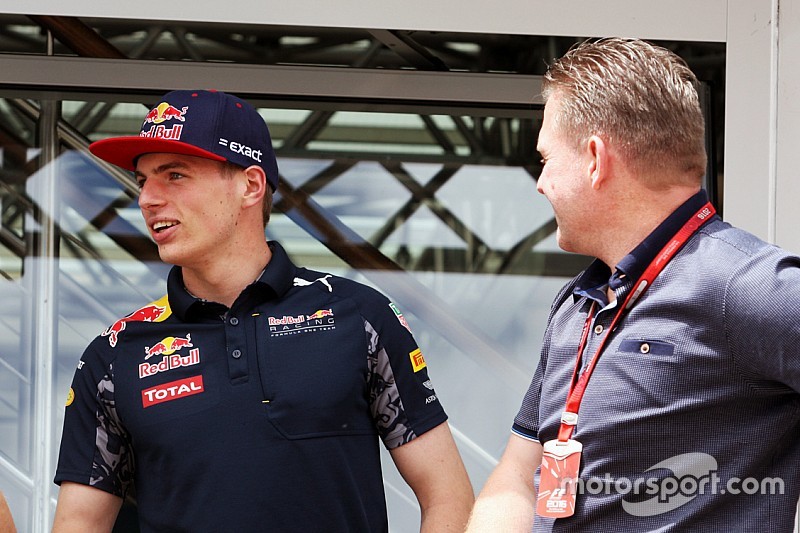 Jos Verstappen se aparta de la gestión de la carrera de Max