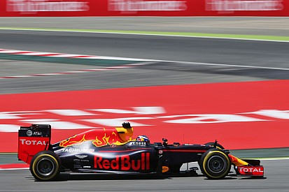 Horner admite que las opciones de motores para 2017 son "limitadas"