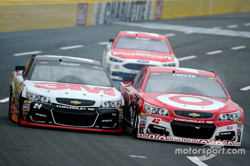 Sprint-Showdown: Fotofinish Kyle Larson vs. Chase Elliott