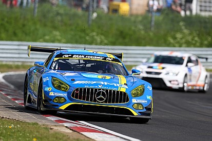 24u Nürburgring: Buurman en collega’s met Mercedes AMG GT3 op pole