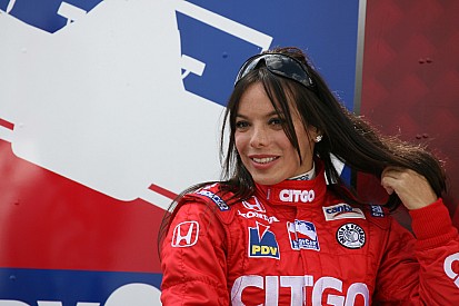 Las 500 de Indy y su lado femenino