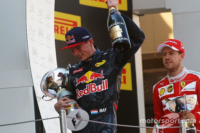 Verstappen maakt indruk op Vettel: