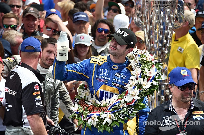 Alexander Rossi, felicitado en redes sociales