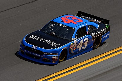 Richard Petty Motorsports suspende operaciones en Xfinity Series