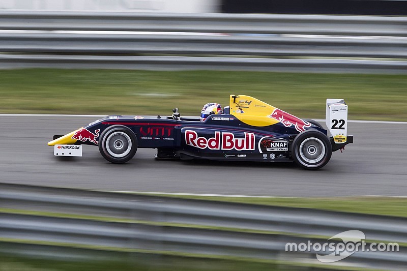 F4 NEZ Zandvoort: Opmeer en Verschoor delen zeges