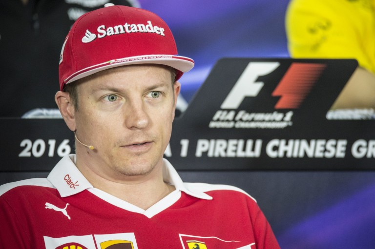 Raikkönen megint elvitte a show-t a dobogós ceremónián: nagy fazon a finn