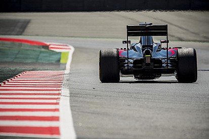 A McLaren álomvilágban van, vagy tényleg ennyire jó a kasztni?