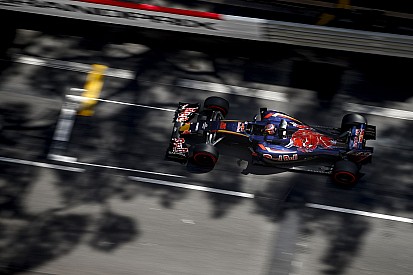 Jöhet az újabb KO a Forma-1-ben: Kvyat a Toro Rossótól is repül?