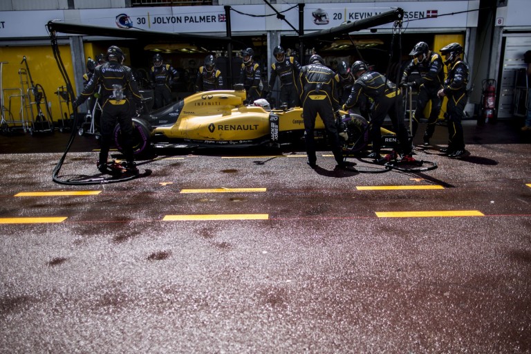 Gumitaktikák a Kanadai Nagydíjra: a Renault és a Haas egy szuper-lágy gumit sem kért