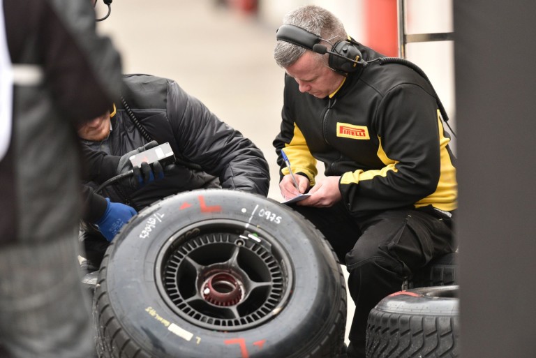 A Pirelli a héten bejelentheti, hogy kiszáll a Forma-1-ből: jön a Michelin?
