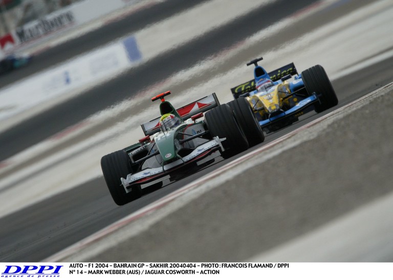 Forma-1 a javából: Alonso és Webber V10-es csatája Bahreinben