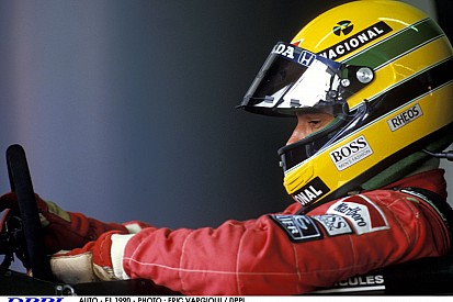 Egy fantasztikus dokumentumfilm Ayrton Sennáról: magyar felirattal