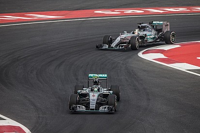 Mercedes: Hamilton és Rosberg rivalizálása nagyszerű a Forma-1-nek!