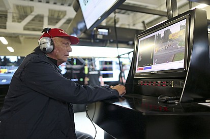 Ha Vettel hülyeséget beszél, akkor Lauda is