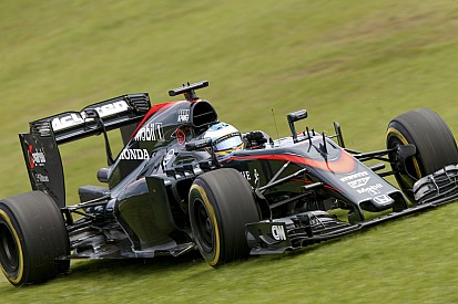 Alonso és Button is élne az idei utolsó lehetőséggel: pár pont és tanulás 2016-ra