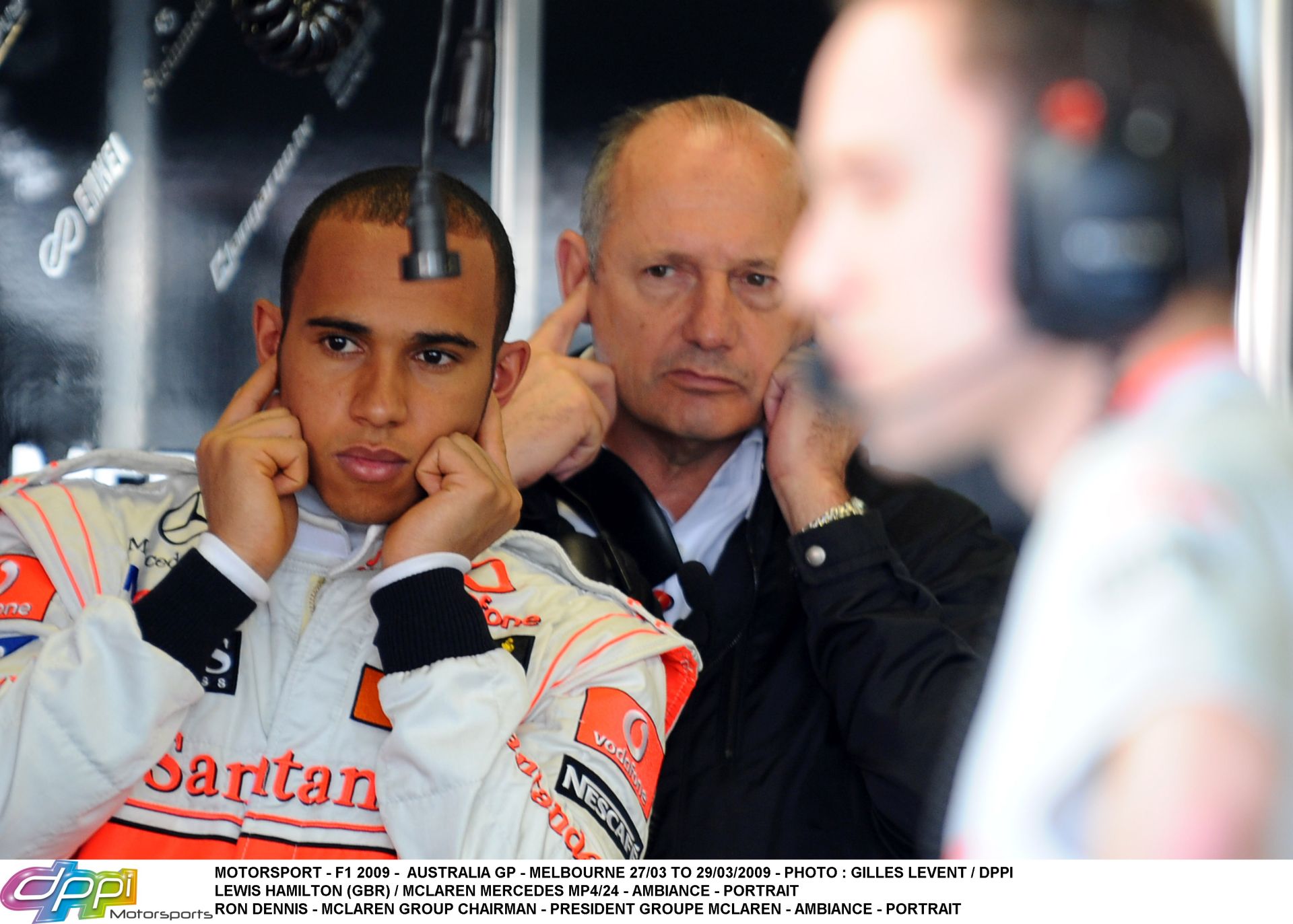 A McLaren elnöke rossz szemmel nézi Hamilton viselkedését, Wokingban a brit ezt nem tehette volna meg!