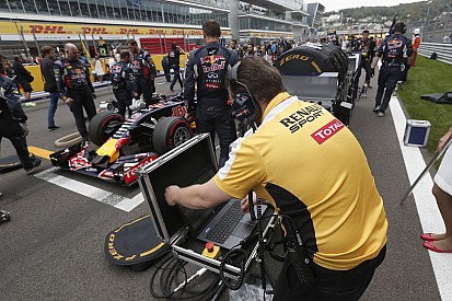 Mit csinál a Renault a Forma-1-ben? Még mindig 12 zsetont tartogatnak...