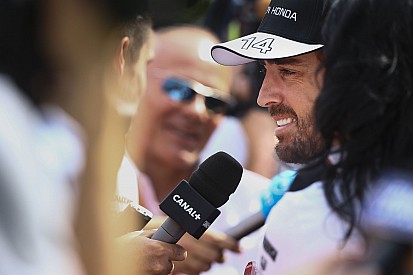 Alonso: „Két hete Monzában a Manorokat vertük, most pedig ismét a középmezőnyben vagyunk.”