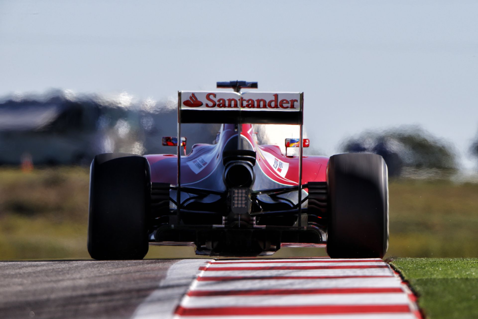 Alonso a lehető leghamarabb elhagyná a Ferrarit és megkezdené a munkát a McLarennél