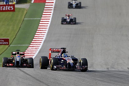 Grosjean autója találkozott a Szűzanyával: JEV nem veszi be a kanyart a Lotus nélkül