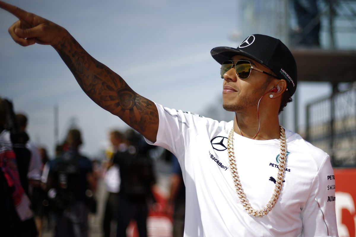 Az F1 olyan, mint a drog: Hamilton meg tudja érteni Schumachert, aki szintén visszatért
