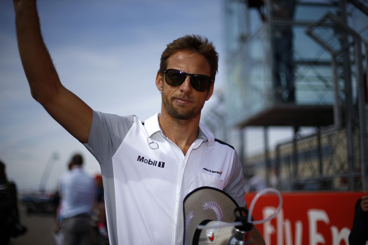 Button nagyon izgatott, bármit is tartogasson a jövő: így vagy úgy, de az F1-ben lesz